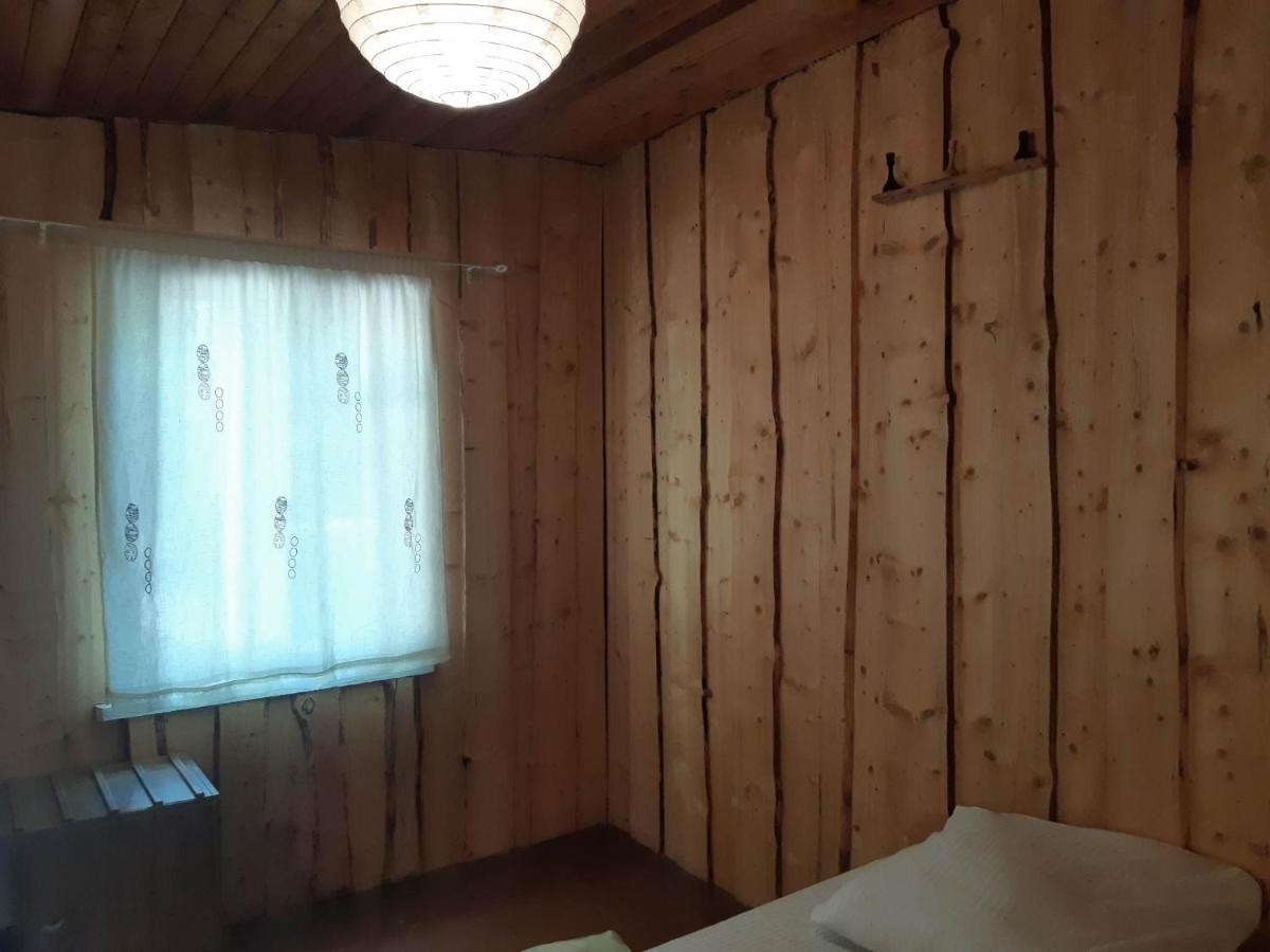 Asmonu Poilsiaviete Villa Kinty Buitenkant foto