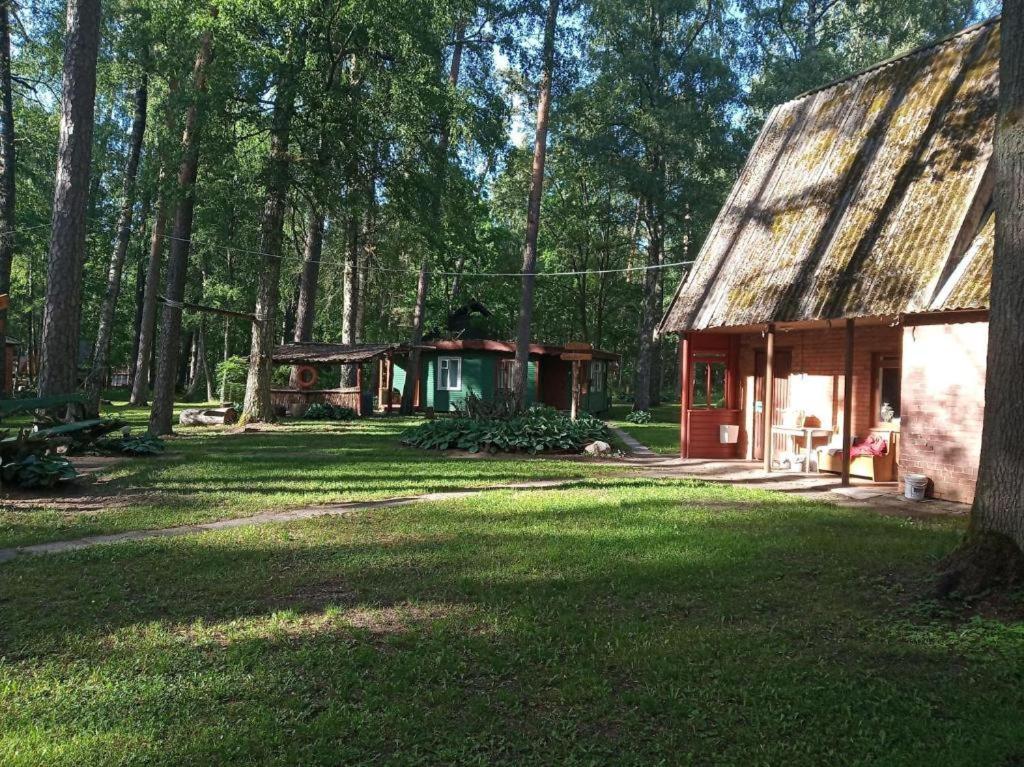 Asmonu Poilsiaviete Villa Kinty Buitenkant foto